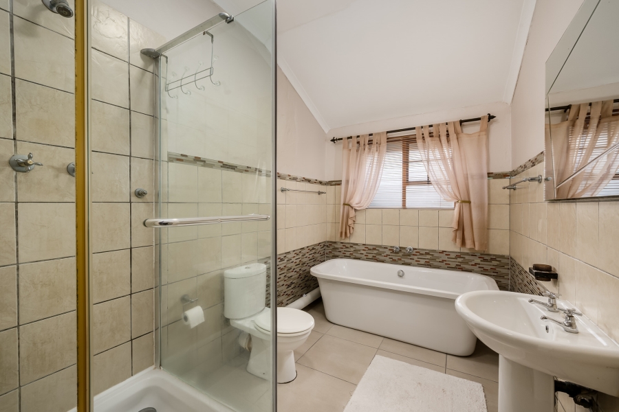 3 Bedroom Property for Sale in Sherwood Eastern Cape